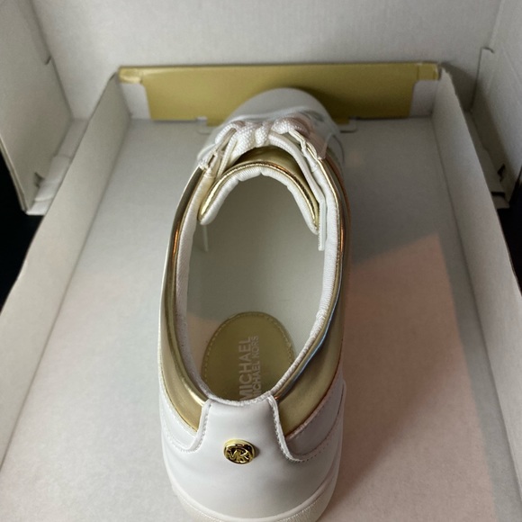Brand new Michael Kors Juno Stripe Lace Up Sneakers - Picture 3 of 6
